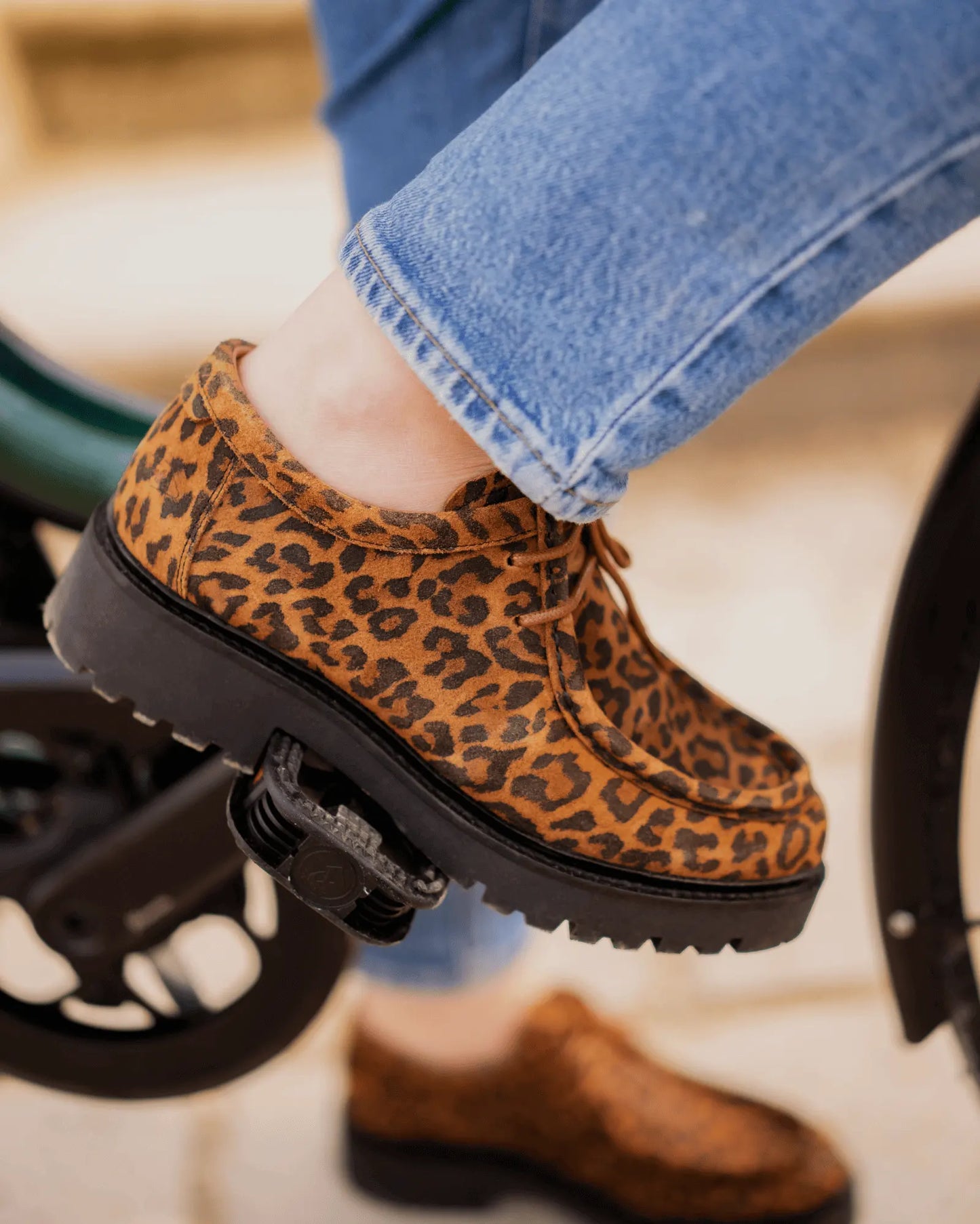 Derbies suède Léopard Solex